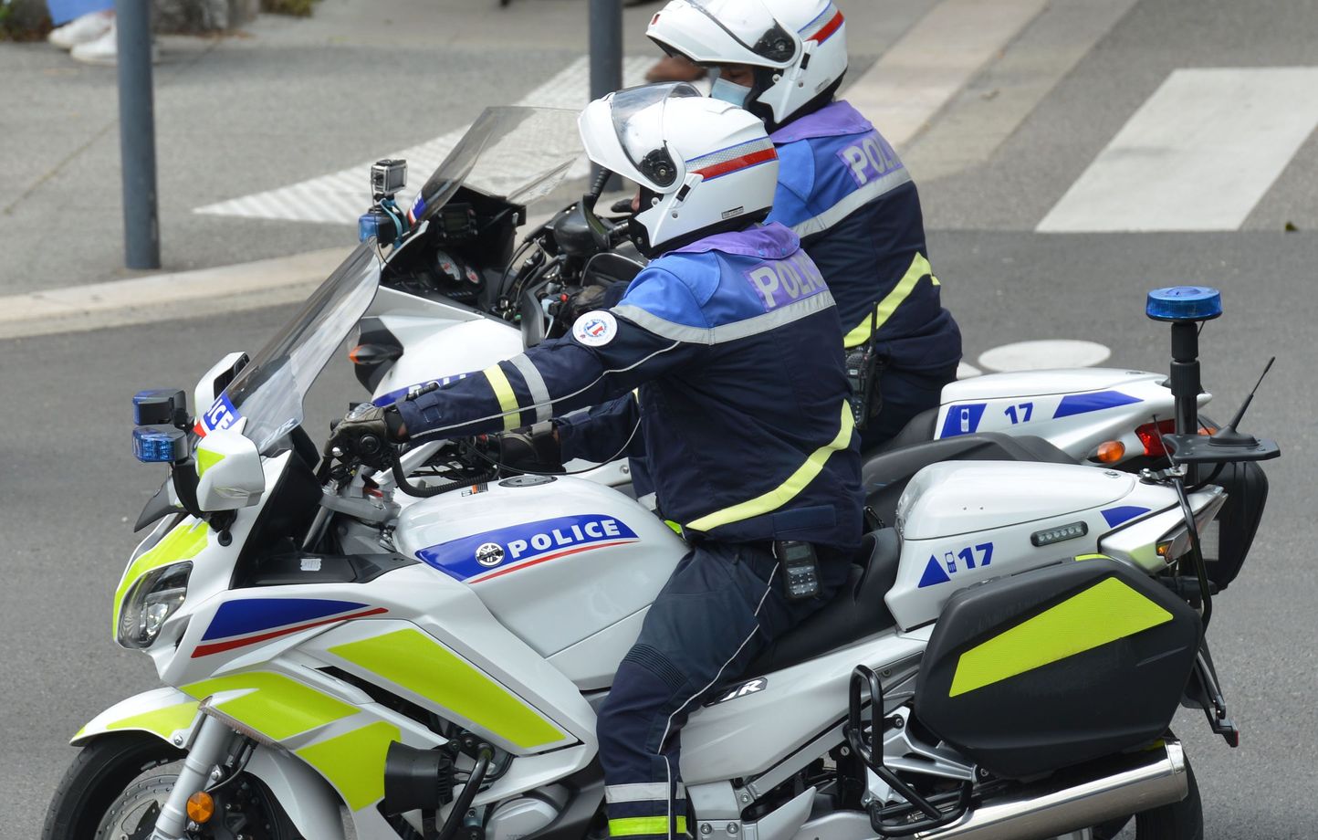 Un homme de 36 ans poignardé à mort dans une épicerie